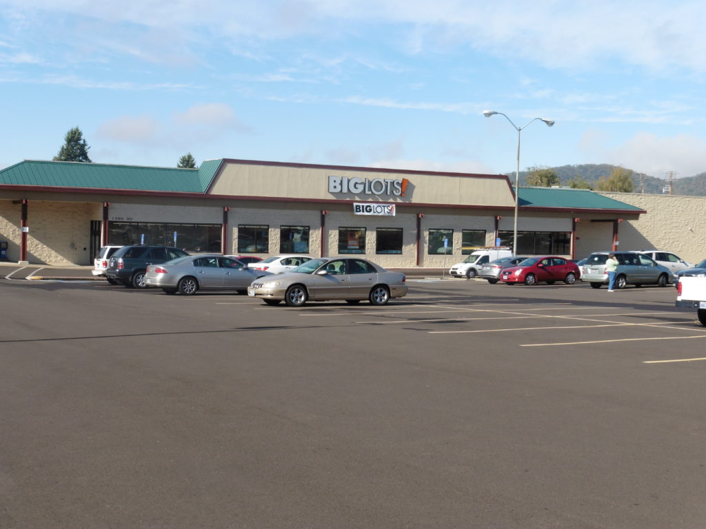 1350 NE Stephens St, Roseburg, OR 97470 FOR LEASE Commercial Associates